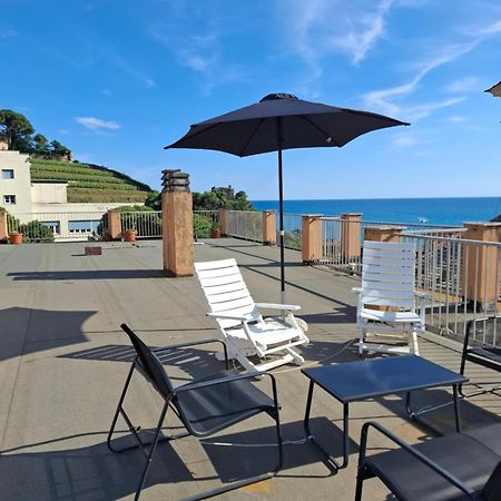 Moneglia Beach Downtown Exterior photo